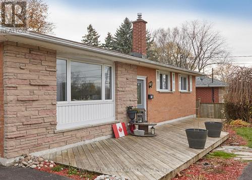 667 Sunset Boulevard, Clarington (Newcastle), ON - Outdoor With Exterior