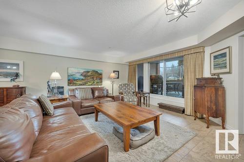 #123 7510 89 St Nw Nw, Edmonton, AB - Indoor Photo Showing Living Room