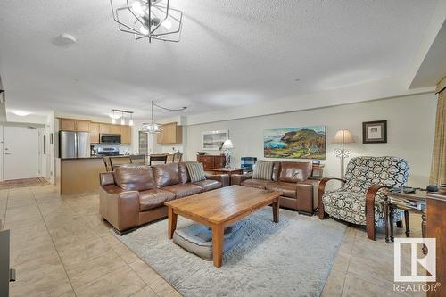 #123 7510 89 St Nw Nw, Edmonton, AB - Indoor Photo Showing Living Room