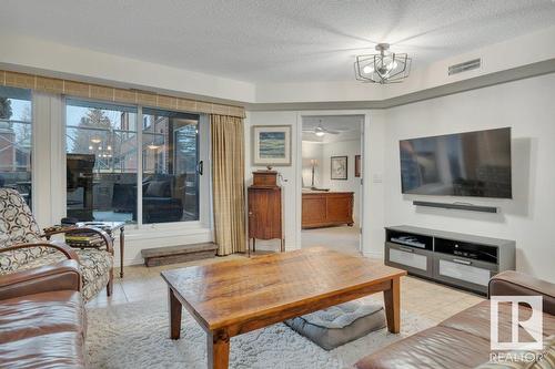 #123 7510 89 St Nw Nw, Edmonton, AB - Indoor Photo Showing Living Room