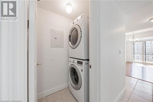 399 Elizabeth Street Unit# 608, Burlington, ON - Indoor Photo Showing Laundry Room