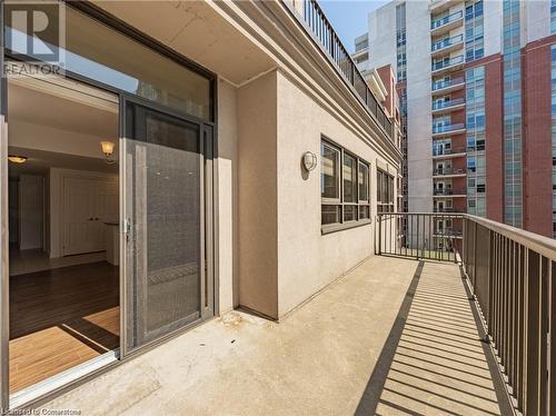 399 Elizabeth Street Unit# 608, Burlington, ON - Outdoor With Balcony With Exterior