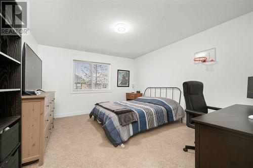 97 Mahogany Square Se, Calgary, AB - Indoor Photo Showing Bedroom