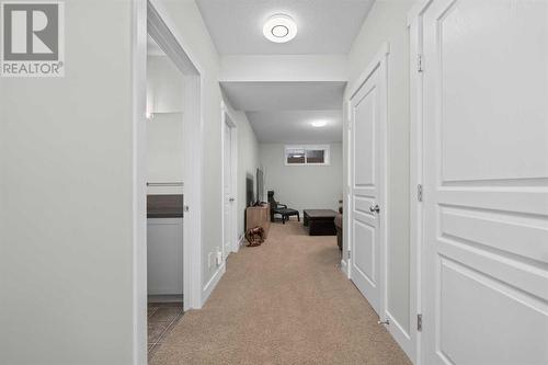 97 Mahogany Square Se, Calgary, AB - Indoor Photo Showing Other Room