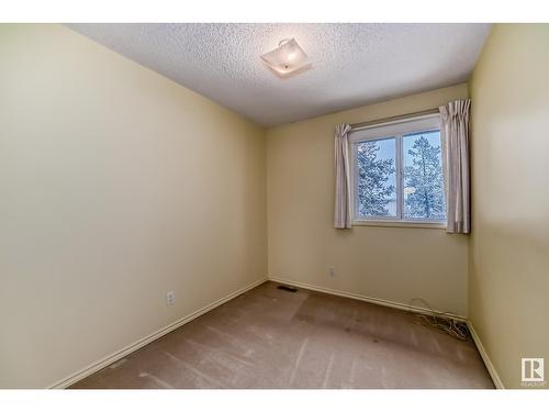 17404 76 Av Nw, Edmonton, AB - Indoor Photo Showing Other Room