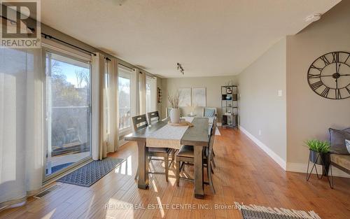 47 Manor Drive, Kitchener, ON - Indoor Photo Showing Dining Room