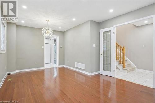 560 Marlatt Drive, Oakville, ON - Indoor Photo Showing Other Room