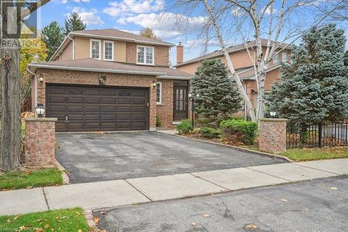 560 Marlatt Drive, Oakville, ON - Outdoor