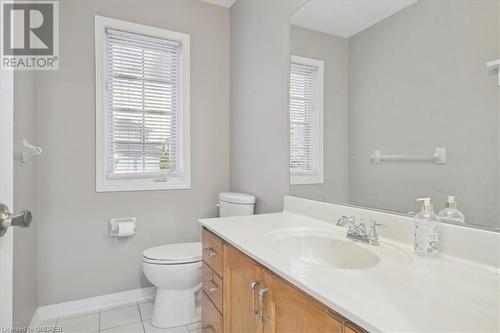 560 Marlatt Drive, Oakville, ON - Indoor Photo Showing Bathroom