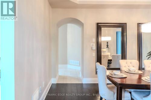 3121 Trailside Drive, Oakville, ON - Indoor Photo Showing Dining Room