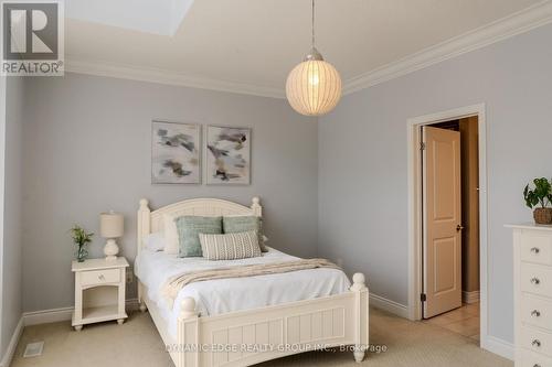 3121 Trailside Drive, Oakville, ON - Indoor Photo Showing Bedroom