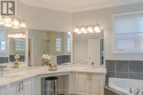 3121 Trailside Drive, Oakville, ON - Indoor Photo Showing Bathroom