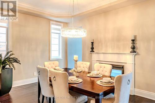 3121 Trailside Drive, Oakville, ON - Indoor Photo Showing Dining Room