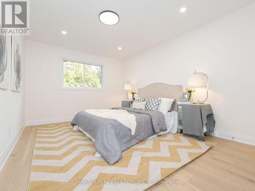 83 Luba Avenue, Richmond Hill, ON - Indoor Photo Showing Bedroom