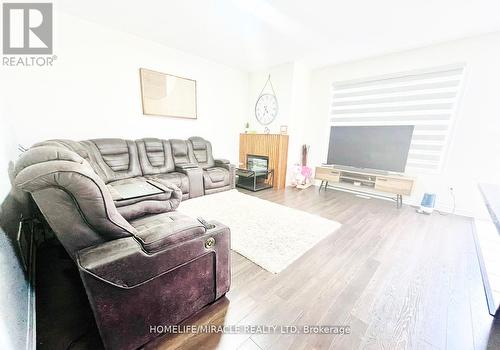 8 Boothill Drive, Brampton, ON - Indoor Photo Showing Living Room