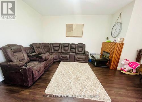 8 Boothill Drive, Brampton, ON - Indoor Photo Showing Living Room