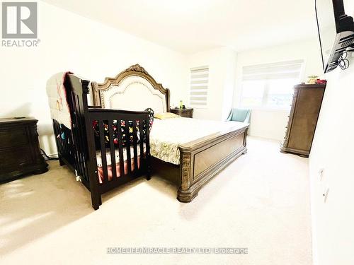 8 Boothill Drive, Brampton, ON - Indoor Photo Showing Bedroom