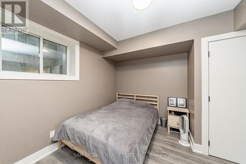 102 - 4 Tree Tops Lane, Huntsville, ON - Indoor Photo Showing Bedroom