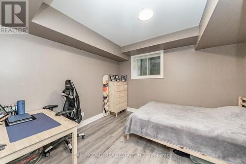 102 - 4 Tree Tops Lane, Huntsville, ON - Indoor Photo Showing Bedroom