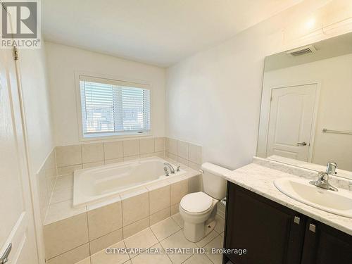 72 Maclachlan Avenue, Haldimand, ON - Indoor Photo Showing Bathroom