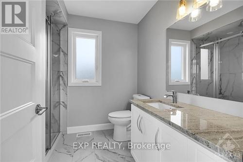 647 Parkview Terrace, Russell, ON - Indoor Photo Showing Bathroom