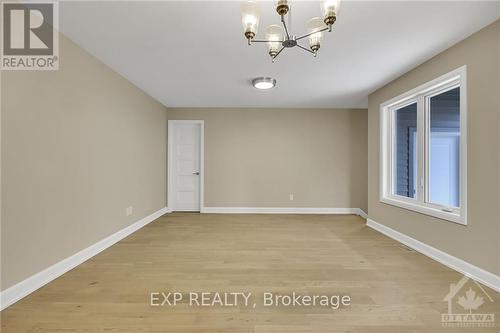 647 Parkview Terrace, Russell, ON - Indoor Photo Showing Other Room