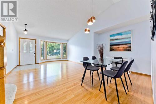 145 Macewan Park Rise Nw, Calgary, AB - Indoor Photo Showing Dining Room