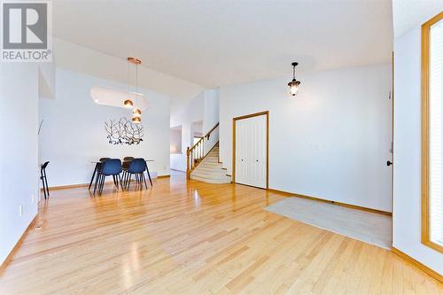 145 Macewan Park Rise Nw, Calgary, AB - Indoor Photo Showing Other Room