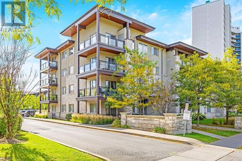 118 - 570 Lolita Gardens, Mississauga, ON - Outdoor With Facade