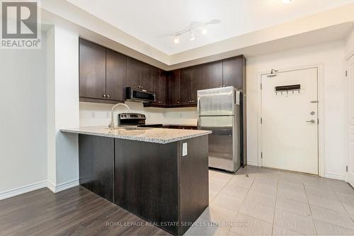 118 - 570 Lolita Gardens, Mississauga, ON - Indoor Photo Showing Kitchen