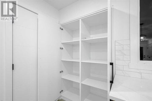 7915 Huntington Street Ne, Calgary, AB - Indoor With Storage