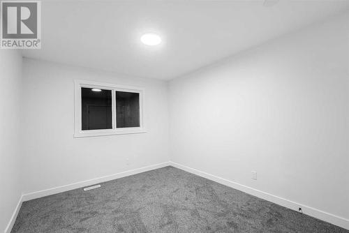 7915 Huntington Street Ne, Calgary, AB - Indoor Photo Showing Other Room