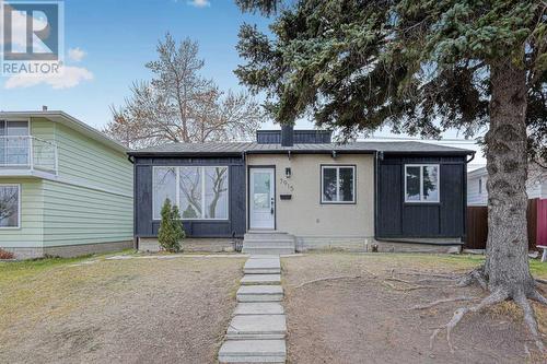 7915 Huntington Street Ne, Calgary, AB - Outdoor