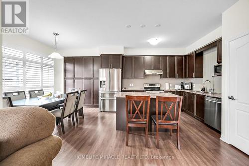 3 Aldgate Avenue, Hamilton, ON - Indoor Photo Showing Kitchen With Upgraded Kitchen