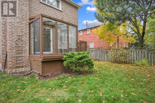 560 Marlatt Drive, Oakville, ON - Outdoor