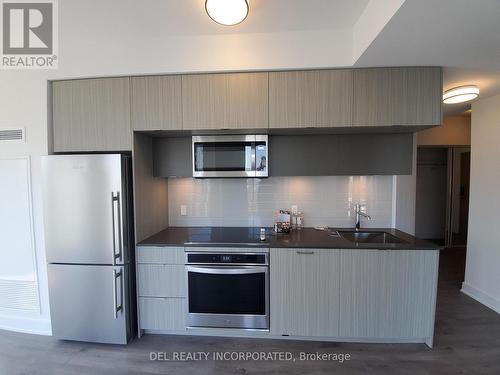 1908 - 575 Bloor Street E, Toronto, ON - Indoor Photo Showing Kitchen