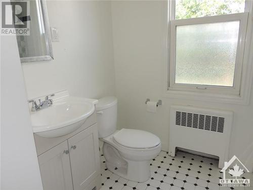 310 Byron Avenue Unit#3, Ottawa, ON - Indoor Photo Showing Bathroom