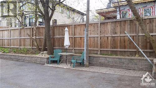 310 Byron Avenue Unit#3, Ottawa, ON - Outdoor