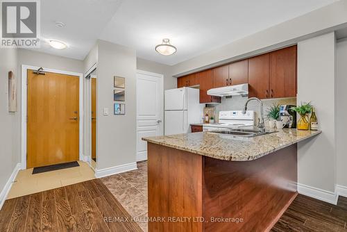 703 - 32 Clegg Road, Markham, ON - Indoor Photo Showing Kitchen With Double Sink