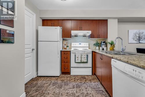 703 - 32 Clegg Road, Markham, ON - Indoor Photo Showing Kitchen With Double Sink