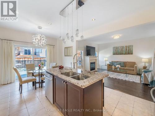 34 Brookview Drive, Bradford West Gwillimbury, ON - Indoor Photo Showing Kitchen With Double Sink With Upgraded Kitchen