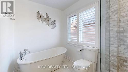 6017 Osprey Boulevard, Mississauga, ON - Indoor Photo Showing Bathroom