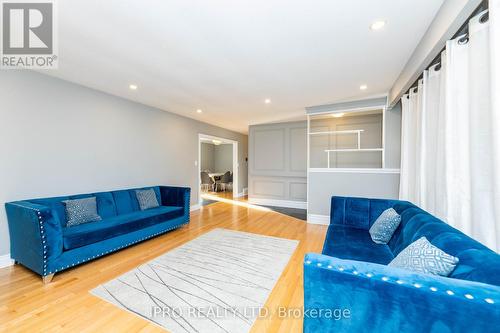 1281 Olde Base Line Road, Caledon, ON - Indoor Photo Showing Living Room