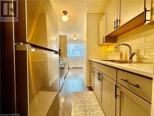 28 Lamson Crescent Unit# 28, Owen Sound, ON - Indoor Photo Showing Kitchen