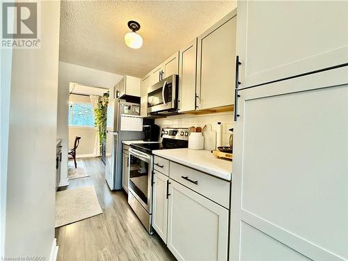 28 Lamson Crescent Unit# 28, Owen Sound, ON - Indoor Photo Showing Kitchen