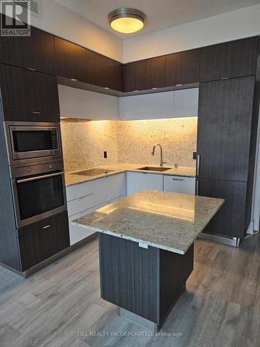 839 - 15 Merchants' Wharf Street, Toronto, ON - Indoor Photo Showing Kitchen