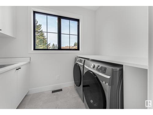 45 Westridge Rd Nw, Edmonton, AB - Indoor Photo Showing Laundry Room