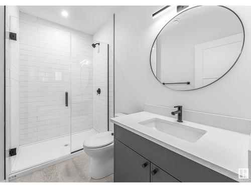 45 Westridge Rd Nw, Edmonton, AB - Indoor Photo Showing Bathroom