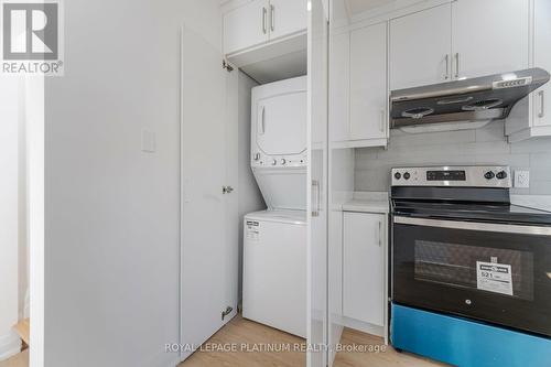 31 Garside Avenue S, Hamilton, ON - Indoor Photo Showing Laundry Room