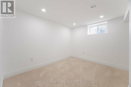 31 Garside Avenue S, Hamilton, ON - Indoor Photo Showing Other Room